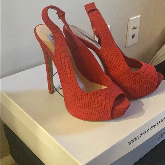 Steve Madden Shoes - Heels